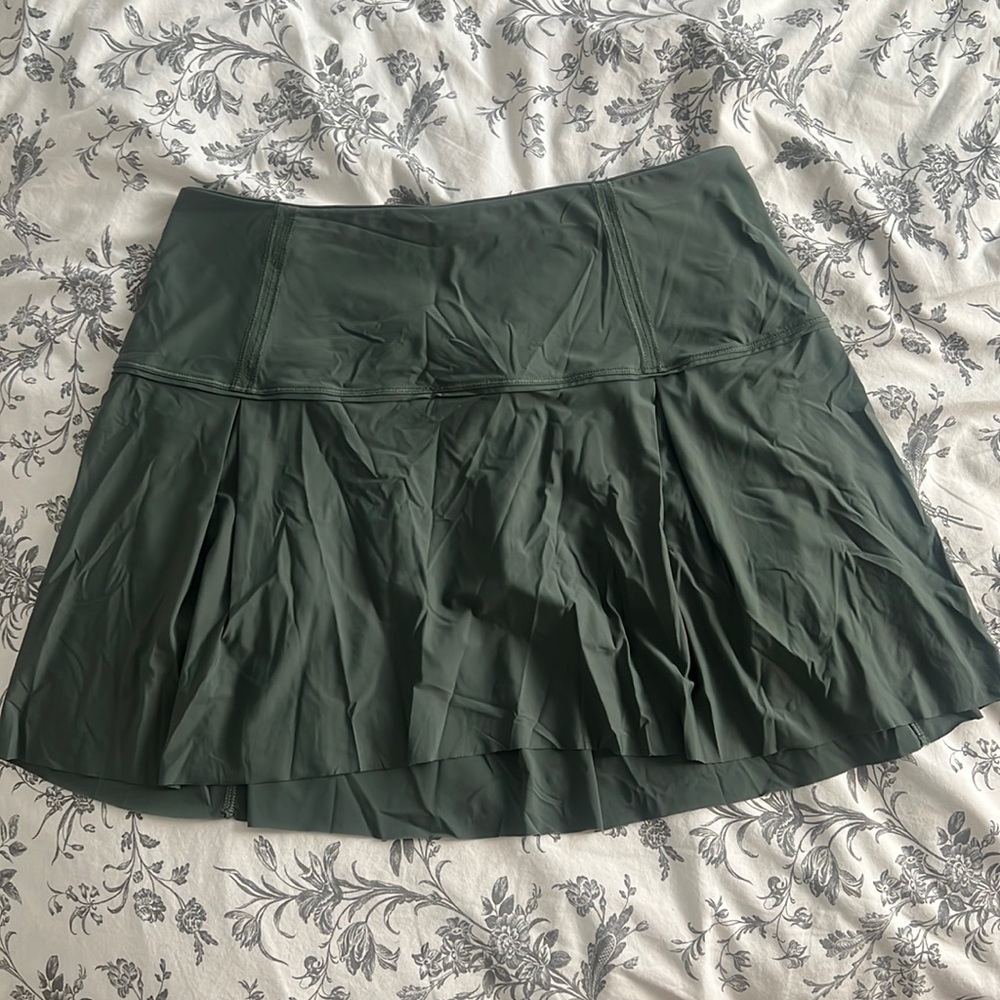 Lululemon Lost in Pace Tennis Skirt Skort Olive Green 8 Tall